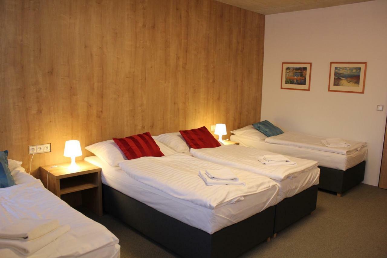 Bily Beranek Hotel Hladov Ngoại thất bức ảnh